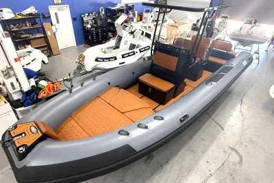 2026 East Marine 700