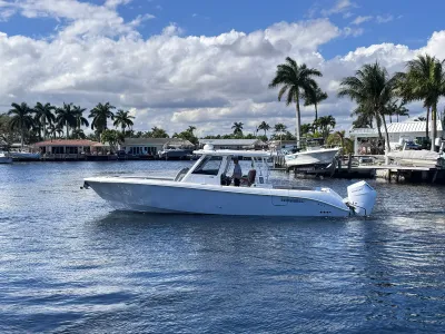 2026 Everglades 375 Center Console