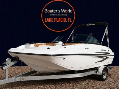 2026 Hurricane SunDeck 187 OB