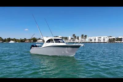 2026 Makaira Gen3 26 Outboard