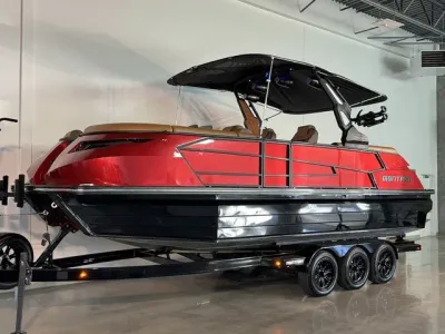 2026 Montara SURF BOSS EVO SL 25'
