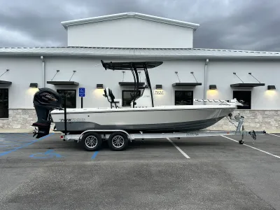 2026 Pathfinder 2200 TRS