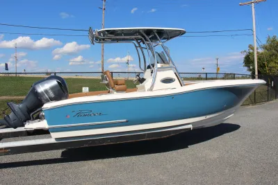 2026 Pioneer 222 Sportfish