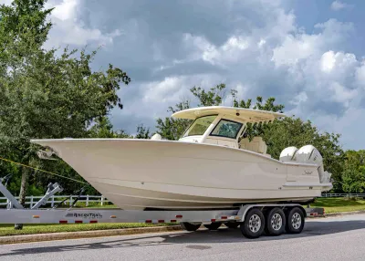 2026 Scout 305 LXF
