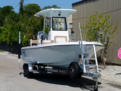 2026 Sea Born FX25 LE