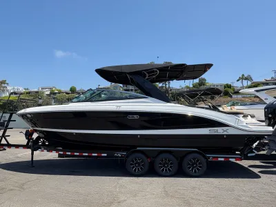 2026 Sea Ray SLX 280
