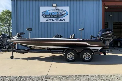 2026 Skeeter ZX200