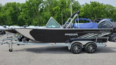 2026 Smoker Craft Pro Sportsman 2072 dual console w/ Yamaha 150 (In stock!)