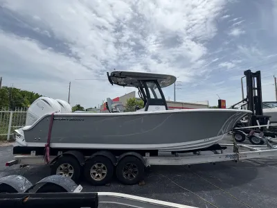 2026 Sportsman Open 252 Center Console