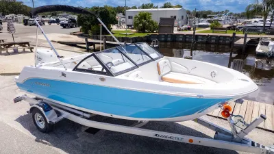 2026 Stingray 172 DC