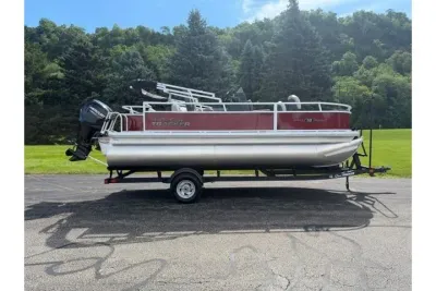 2026 Sun Tracker Bass Buggy 18 DLX