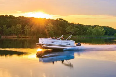 2026 Sun Tracker Party Barge 22 XP3