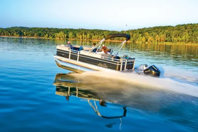 2026 Sun Tracker SportFish 22 XP3