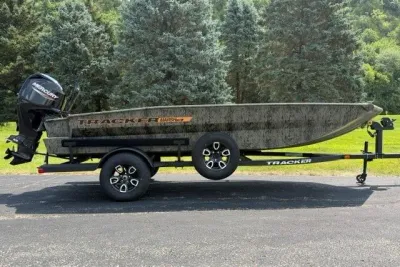 2026 Tracker Grizzly 1756 T Marsh