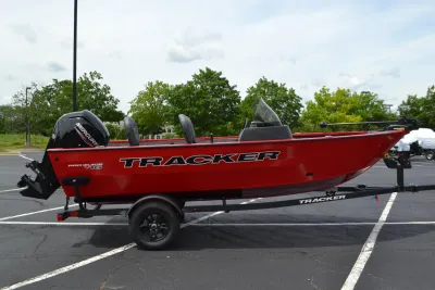 2026 Tracker Pro Guide V-16 SC