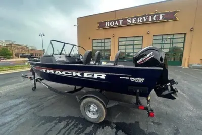 2026 Tracker Pro Guide V-16 WT