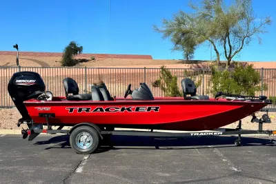 2026 Tracker Pro Team 175