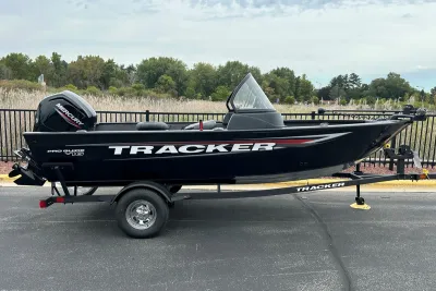 2026 Tracker Super Guide V-16 SC