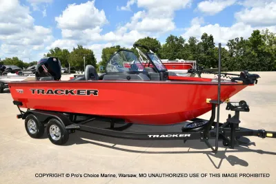 2026 Tracker TARGA V-18 Combo w/200HP Pro-XS