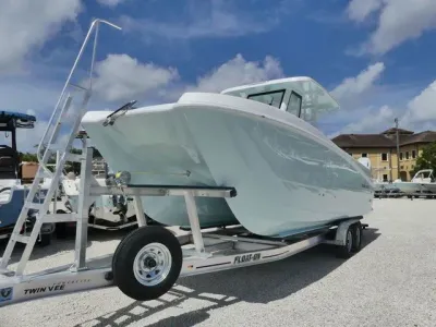 2026 Twin Vee 260 GFX2 CC