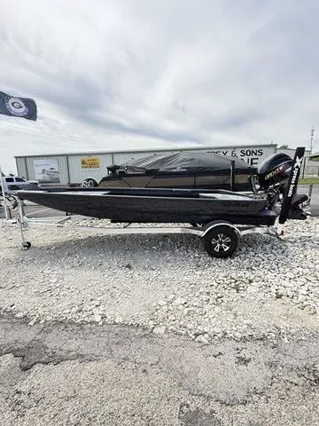 2026 Xpress X18DB
