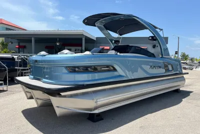 2027 Avalon 2585 Excalibure Windshield Quad Lounger Shift, Tri Toon, Mercury 425hp V-10