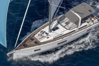 2027 Beneteau Oceanis Yacht 54