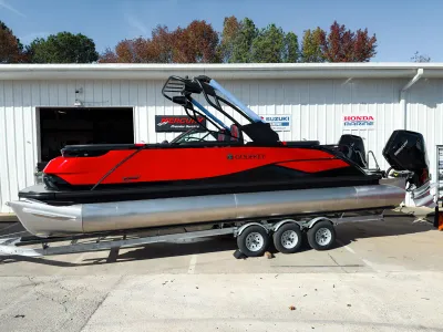 2027 Godfrey XP 27' Windshield - Twin 500R's v10 (1000HP) - 2700W