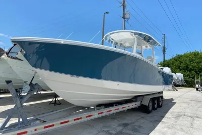2027 Regulator 35