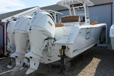 2027 Sea Hunt Ultra 275 SE