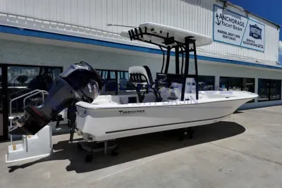 2027 Tidewater 2210 Carolina Bay