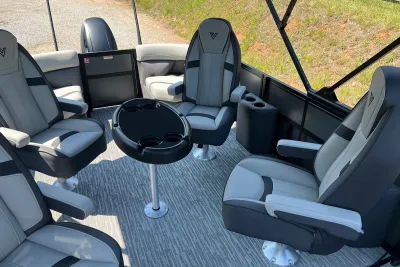 2027 Viaggio Lago X-Q 22