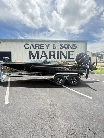 2027 Xpress H20 Bass