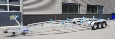 3500kg