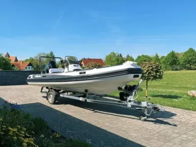 Adventure Vesta 585