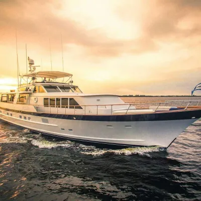 ADVENTURER Yacht for Sale in Cape Coral | 86' (26m) 1987 Burger | N&J