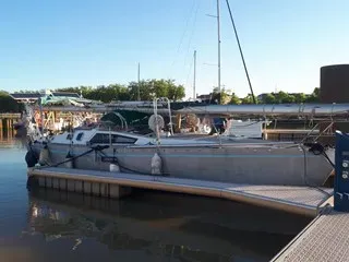 Alubat Ovni 36
