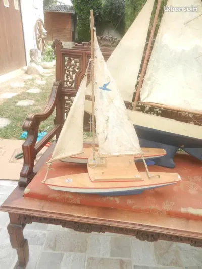 Ancien catamaran VOILIER BASSIN 1970 germany