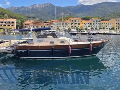Apreamare Aprea 10 Semi Cabin
