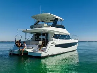 Aquila 42 Yacht