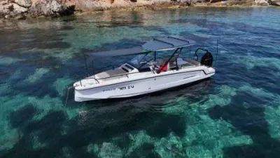 Axopar 25 Cross Top