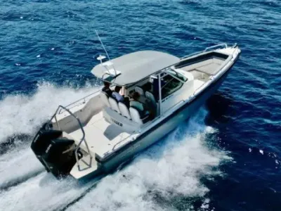 Axopar 28 T-TOP