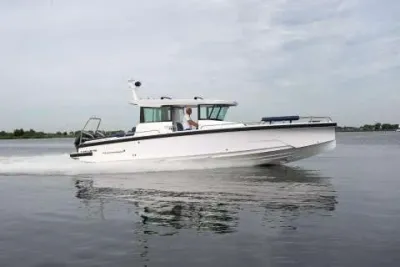 Axopar 29 XC Cross Cabin
