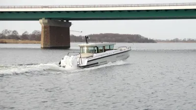 Axopar 37 Cross Cabin