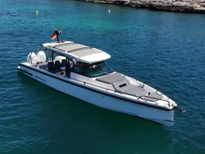Axopar 37 Sun-Top