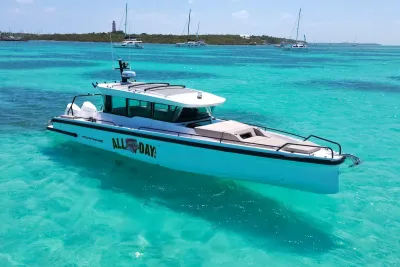 Axopar 37 XC Cross Cabin 2025