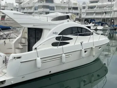 Azimut 39 Fly