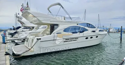 Azimut 46