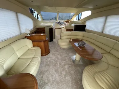 Azimut 46 Fly