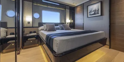 Azimut 53 2024